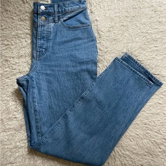 Perfect Vintage Straight Jeans in Harding Wash - Picture 2 of 7